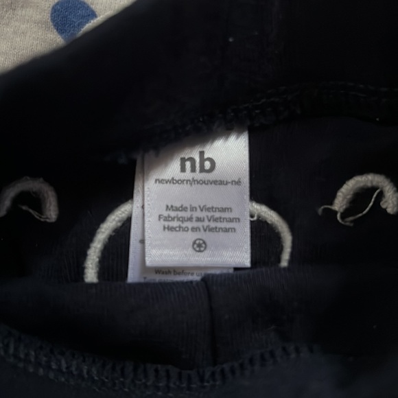 Set - Picture 3 of 3